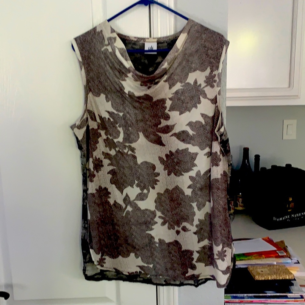 Cute CAbi top